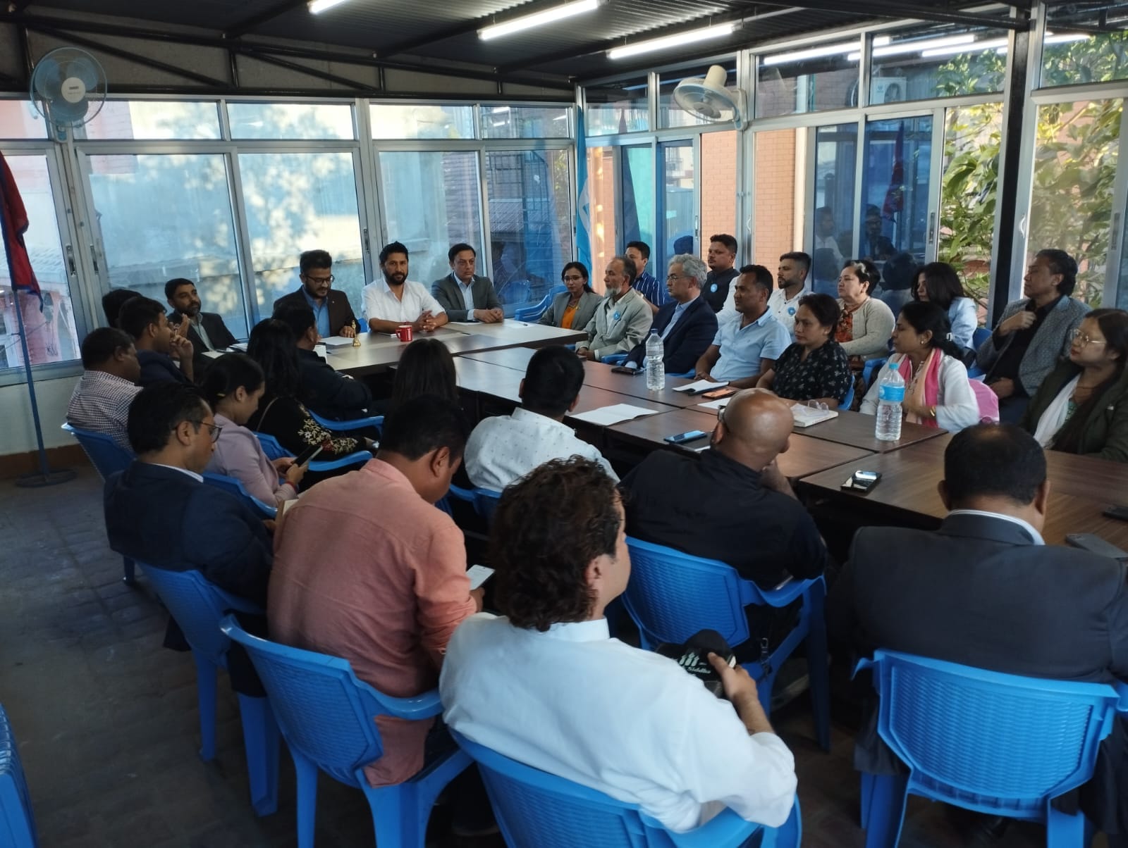 रास्वपाले बोलायो केन्द्रीय समिति र संसदीय दलको संयुक्त बैठक